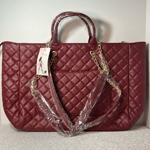 Extra Large Gilda Paris Tote with Gold Chain Handles. P14 - Picture 1 of 4
